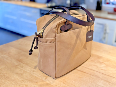 New Filson Rugged Twill Zipper Tote Bag - Style #70261 - Dark Tan
