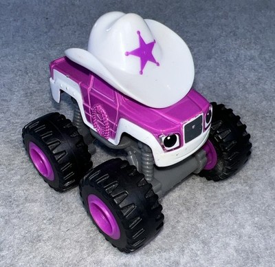 Blaze and the Monster Machines Racer Starla Die Cast Truck Cowgirl Hat