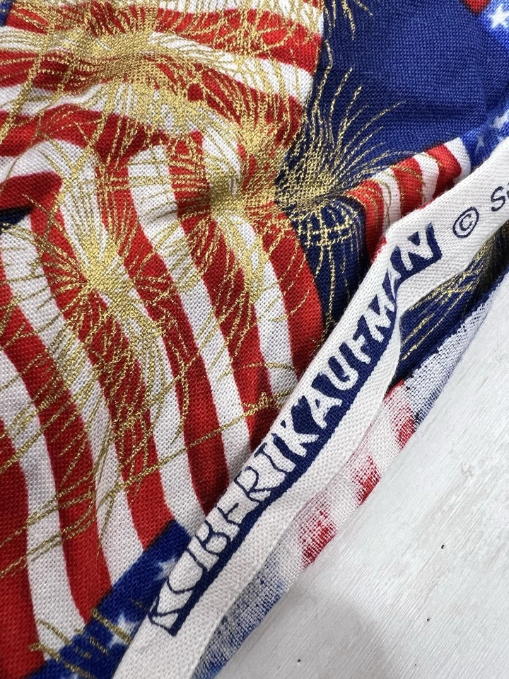 US Flags Cotton Fabric 1-7/8 Yards 42 Wide Kaufman Flags Several Holes Imperfect - Image 3 of 4