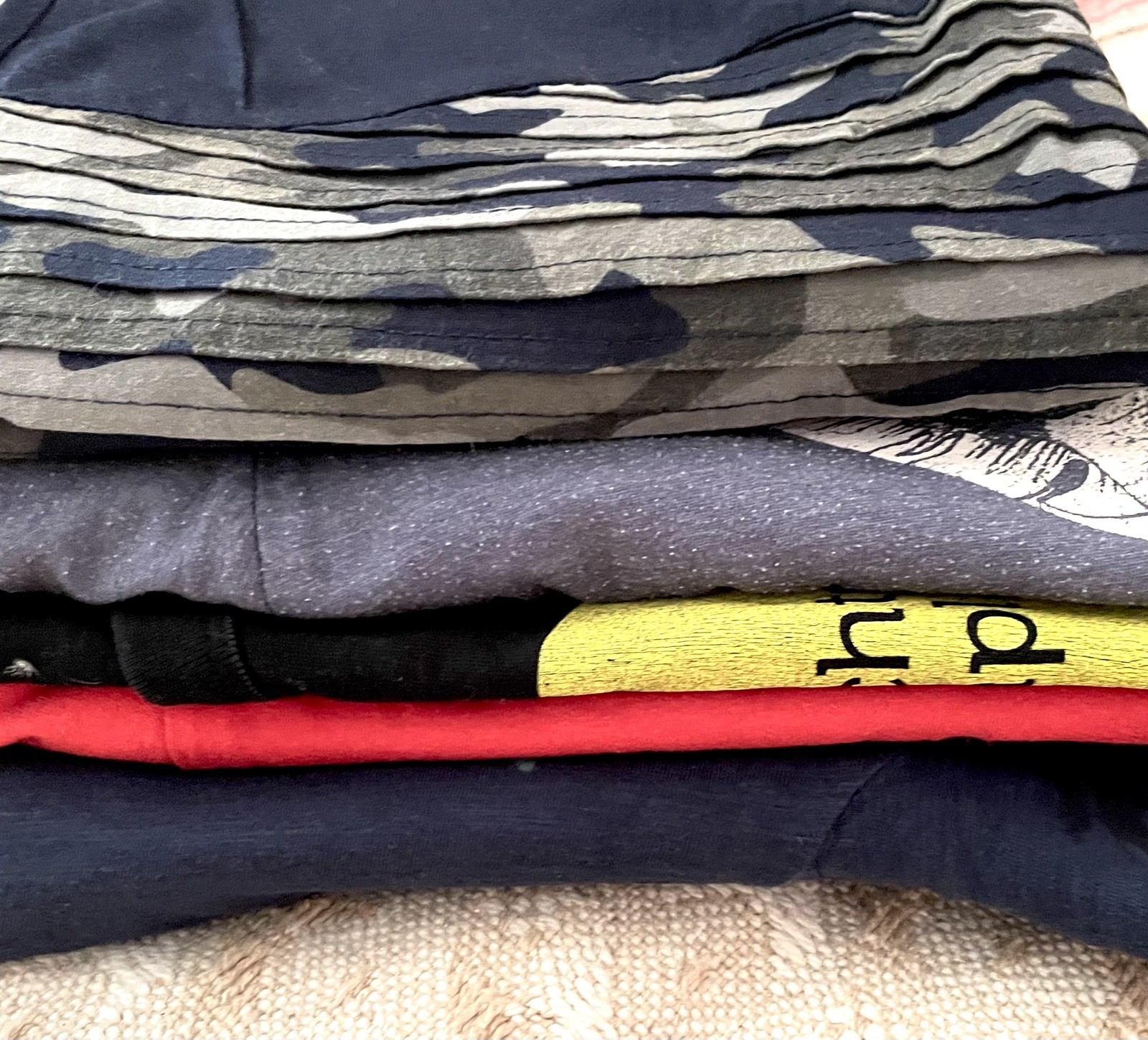 Boys/mens T-shirts bundle Size S