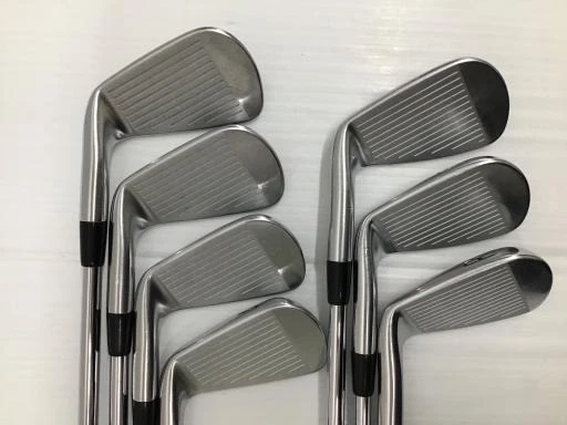 Titleist MB 714 Iron Set 7pcs 4-Pw Stiff Flex Dynamic Gold S300 RH - Image 3 of 4