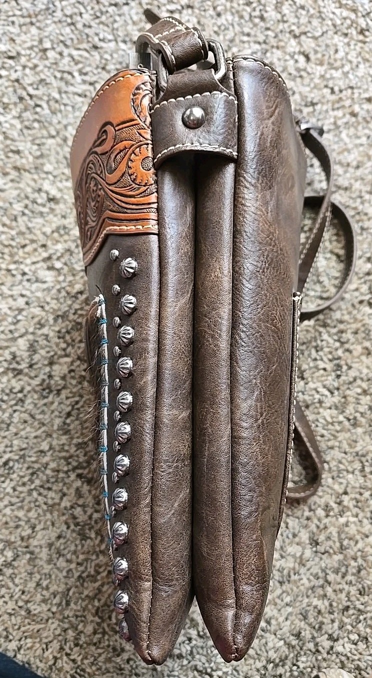 Trinity Ranch Tooled Design Three Main Pockets & … - image 6