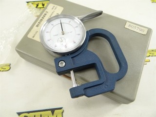 NEW DIAL THICKNESS GAGE 0 0.5" RANGE 0.0005" GRADS CASE