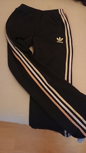 adidas hose gold