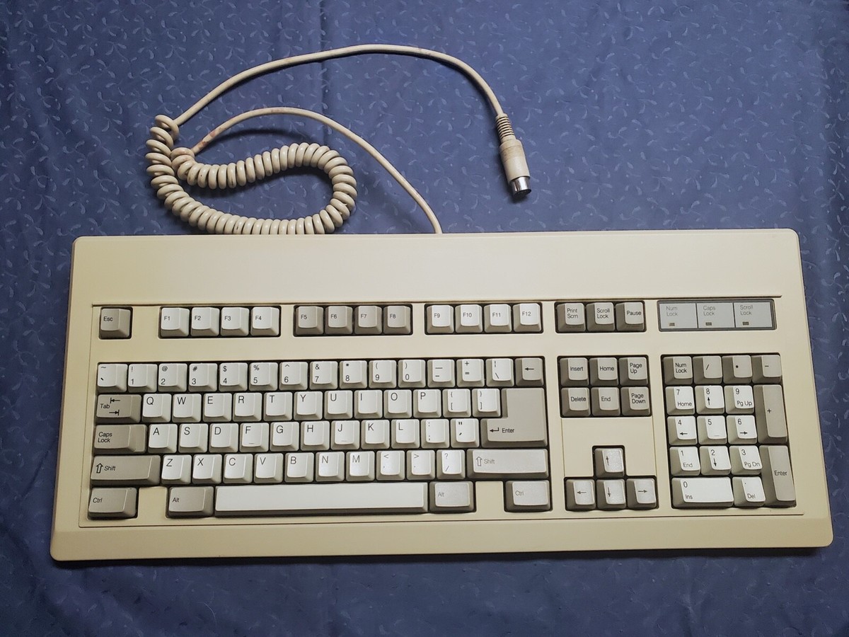 Vintage NMB RT101+ Clicky AT Keyboard Space Invader Key Switches