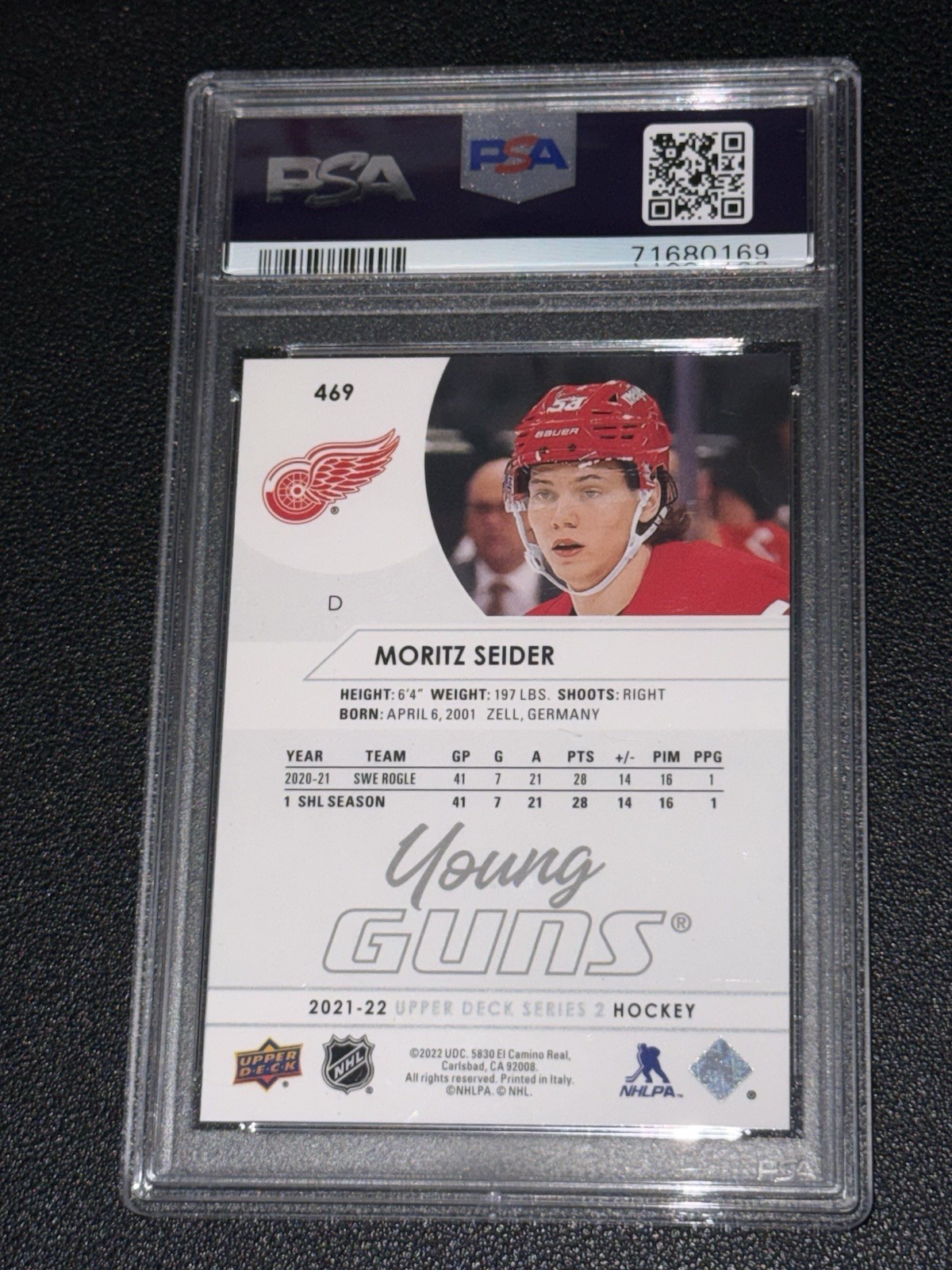 Upper Deck 2021-22 Series 2 Young Guns Moritz Seider #469 RC PSA 10 view 2