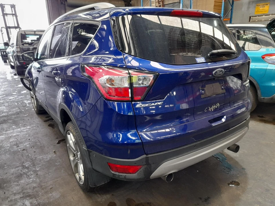 JZJ FORD ESCAPE RIGHT TAILLIGHT ZG, IN BODY, LED TYPE, 09/16-05/20 - image 3 of 4