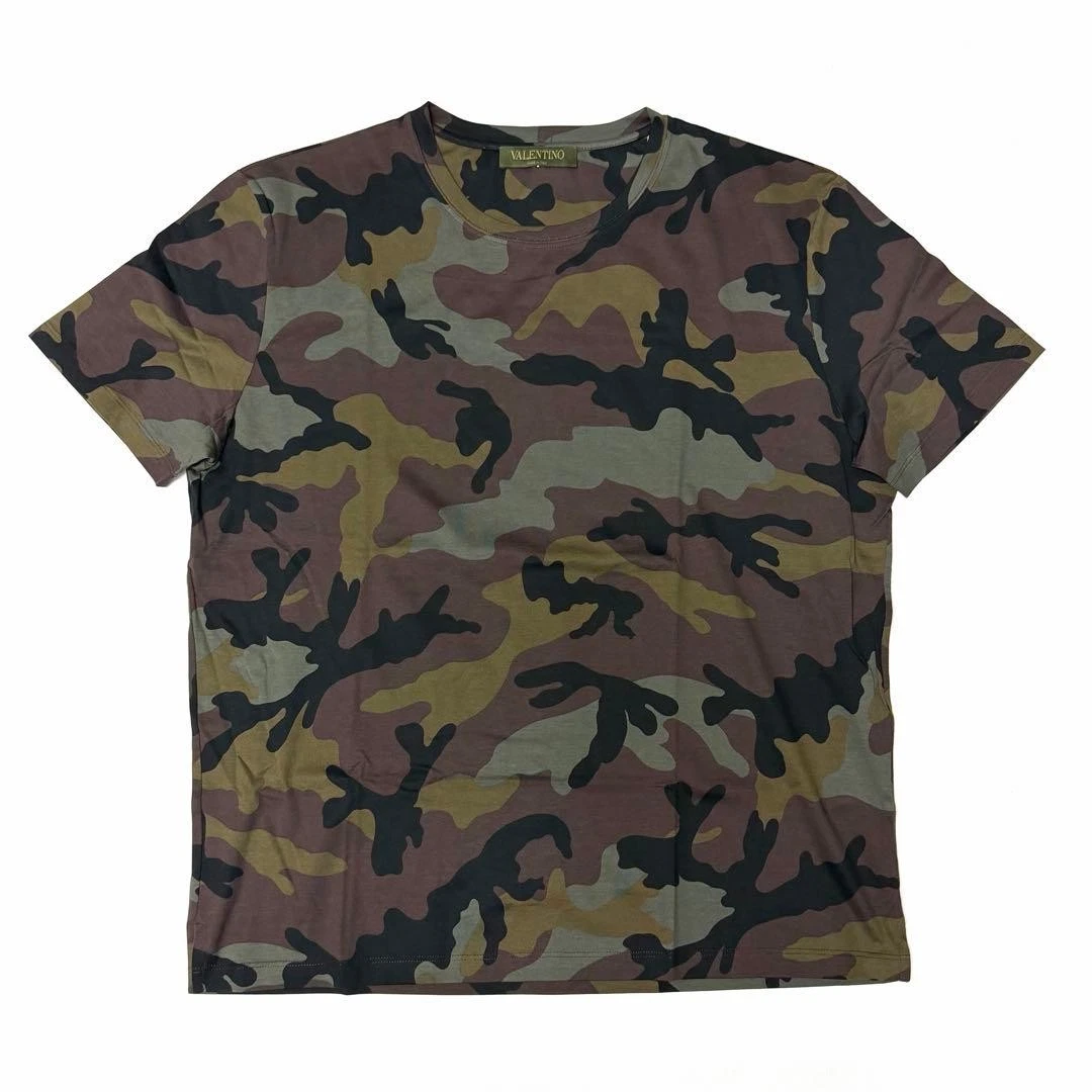 ★ VALENTINO. Camo Tシャツ. 中古美品 ★ ☆ VALENTINO. Camo Tシャツ. 中古美品 ☆ Valentino Multicolor T