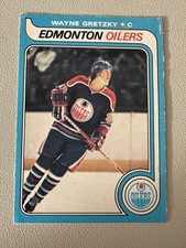 1979 O-Pee-Chee Wayne Gretzky Rookie Card (Blue Lines). rookie card picture