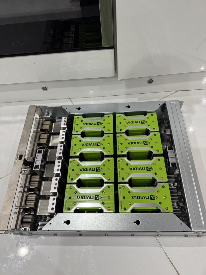 Vulkan Baseboard Nvidia NVIDIA HGX-2 GPU BASEBOARD TRAY 8 X NVIDIA TESLA V100 32GB SMX3 CPUS EX ...