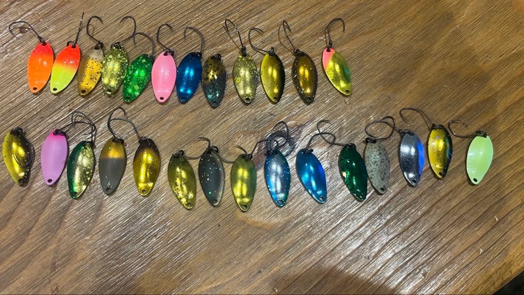 New Drawer Trout Spoon Bulk 92 pcs, Assorted Colors & Sizes, Used - Image 2