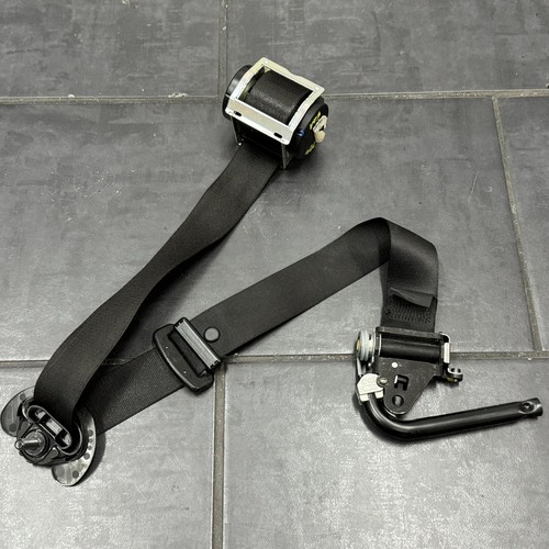 BMW 5er F10 F11 Sicherheitsgurt vorne links 9164051 Gurt Anschnallgurt 7211593