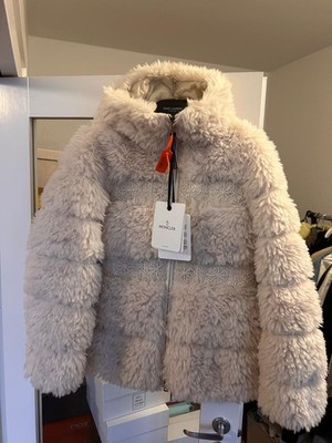 Moncler Verie Teddy Hooded Short Down Jacket White Ivory