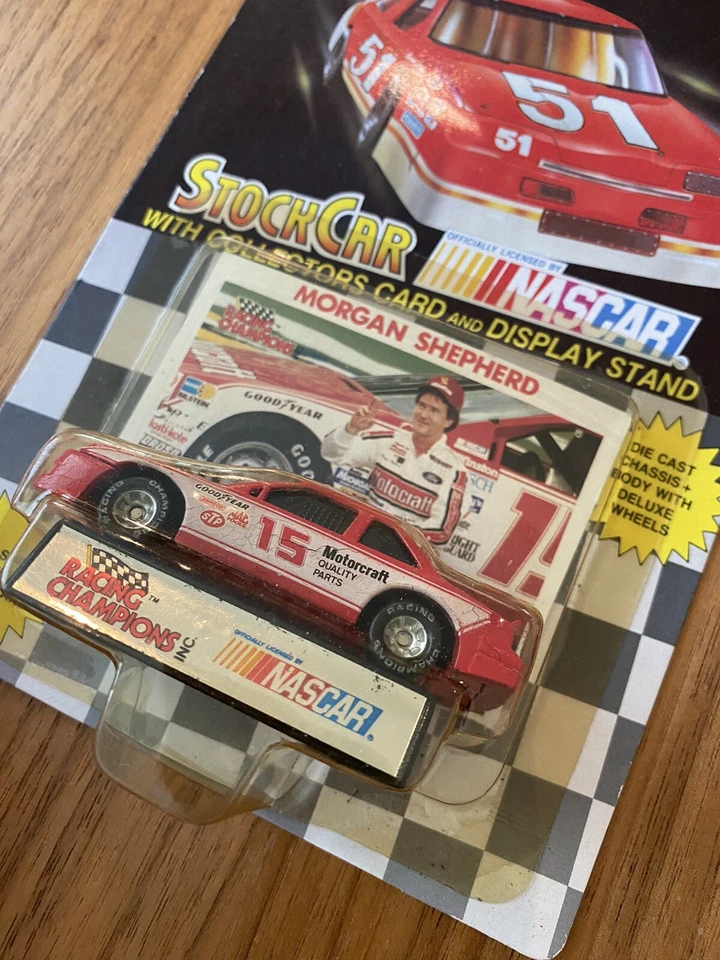 Juego de coleccionistas NASCAR 1:64 Morgan Shepard Foto 2 de 3