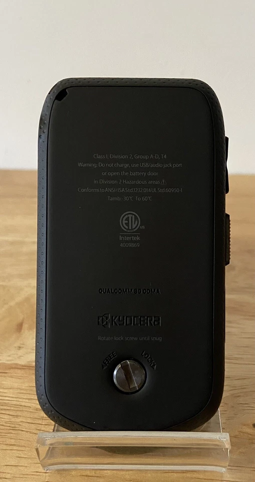 *NEAR MINT* SPRINT Kyocera DuraXTP E4281 Black PTT 3G Rugged Camera Flip Phone - Image 4 of 4