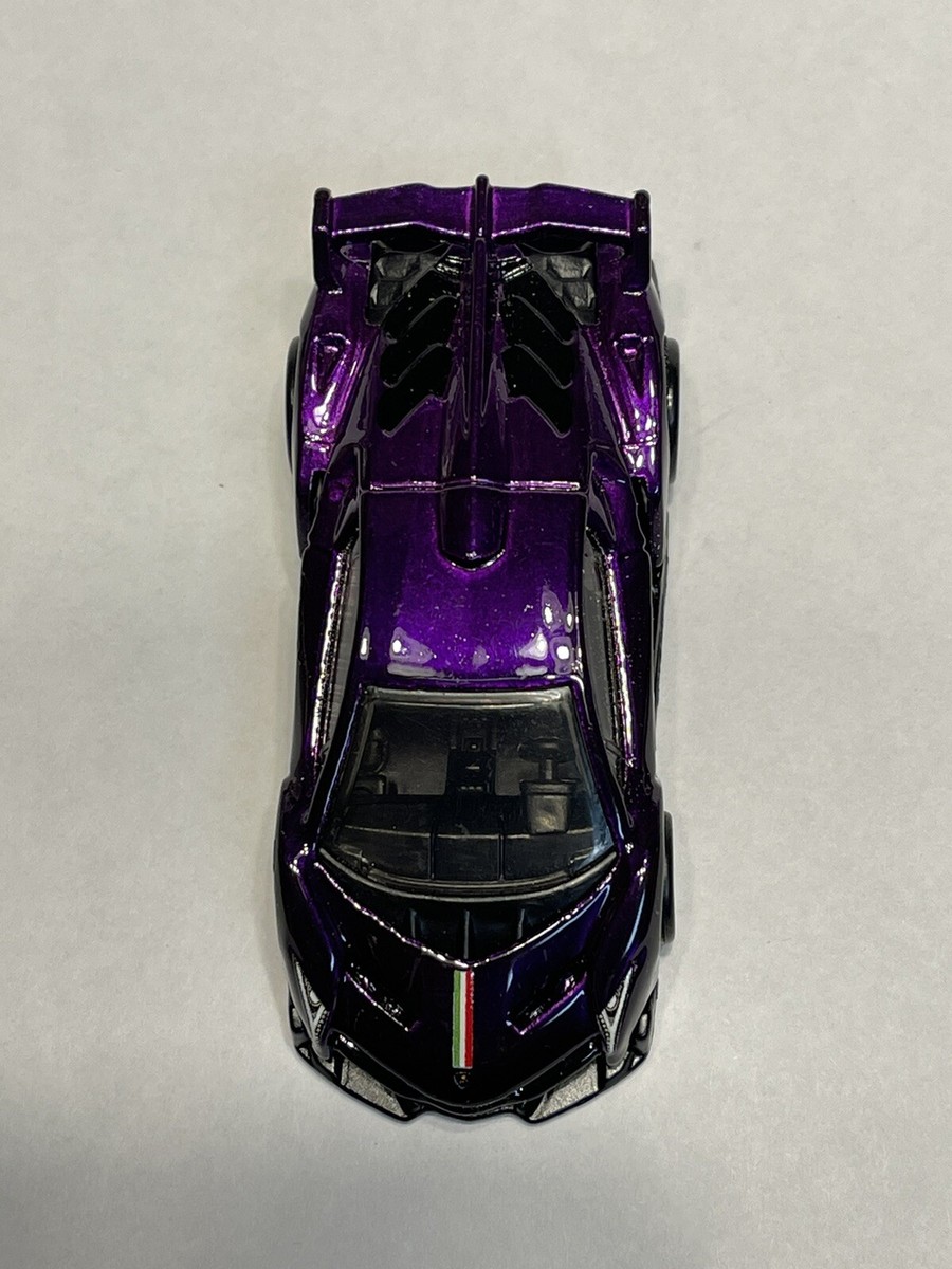 ホットウィール　ランボルギーニベネノ Amazon | Hot Wheels Lamborghini Veneno, Speed Machines Car
