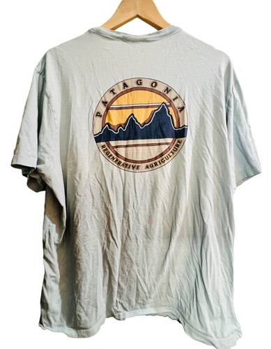 Patagonia Mens Light Blue T-Shirt - with Front Pocket - Regular Fit LARGE - Used - Picture 7 of 8