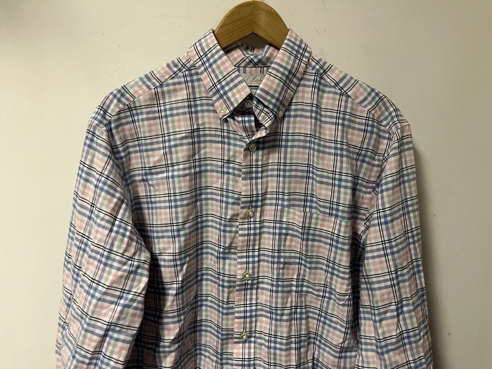 Men’s Roundtree & Yorke Gold Label Luxe Linen Non Iron Shirt Size L Plaid - Image 3 of 4
