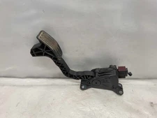 180021PA0A Gas Pedal NISSAN NV 1500 13