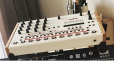 Jomox Alpha Base - Drumcomputer Synth Drum Machine