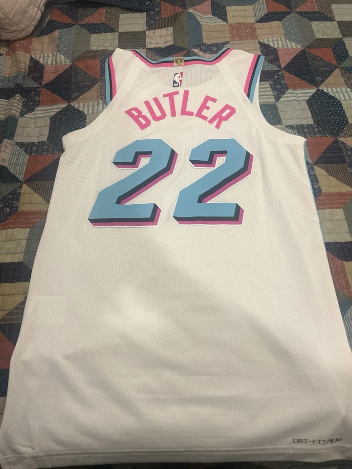 Nike Jimmy Butler Miami Heat Authentic Jersey White 24/25 Men's Size 40 - Image 2 of 4