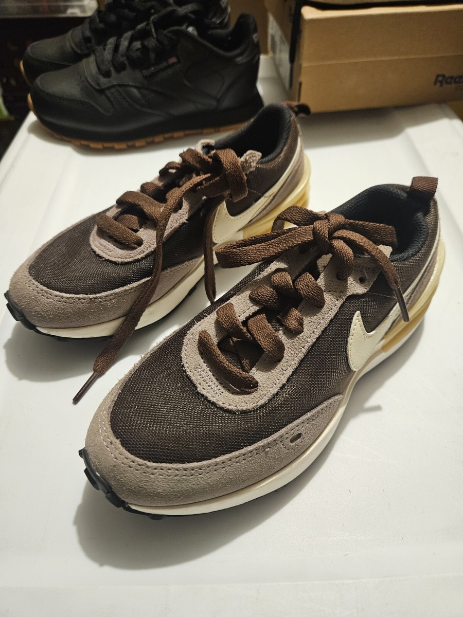 Nike Waffle One Size 1Y (DC0480-200) Brown Shoes Kids Unisex