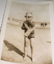 Vintage Snapshot Photo Beach Snack Kid Sunglasses Summer Travel American Life US