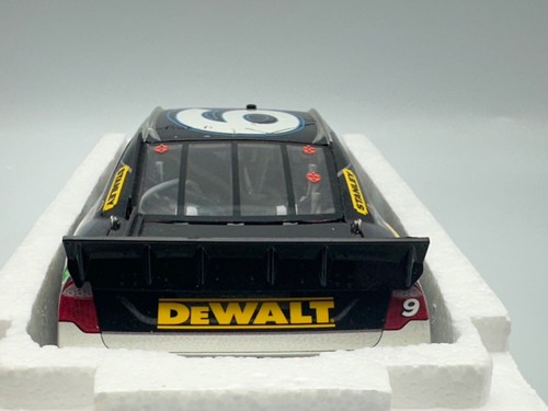 Action Lionel #9 Marcos Ambrose Dewalt 2012 Fusion, Autographed, Frost Edition - Picture 14 of 23