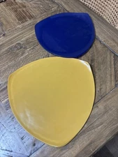 Set Of 2 Vtg. Annieglass Triangular Art Glass Plates Gold Blue 11” 9”