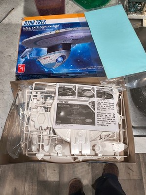 AMT star trek uss excelsior nx-2000