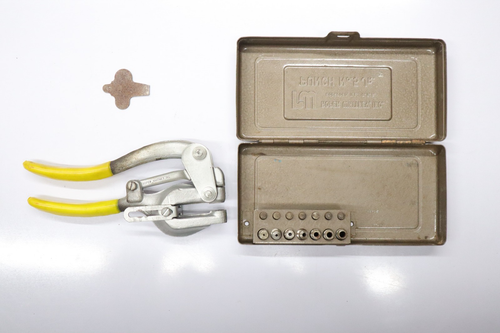 Roper Whitney n. Kit punzone manuale 5 Jr con custodia in metallo - Foto 3 di 13