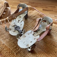 VINTAGE ANTIQUE ROLLER SKATES 1 PAIR 2025