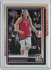 2025 Donruss WNBA #30 Stefanie Dolson Holo