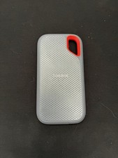 SanDisk Extreme 1TB USB-C Portable External SSD (SDSSDE61-1T00)