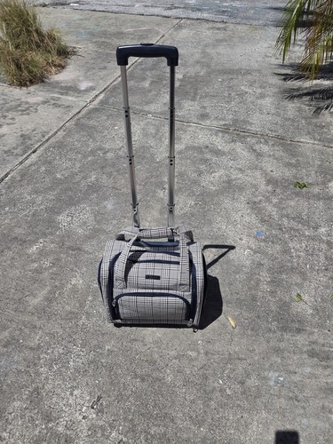 LONDON FOG UNDER SEAT BAG CARRY ON TRAVEL LUGGAGE 15” Sheffield Black Plaid