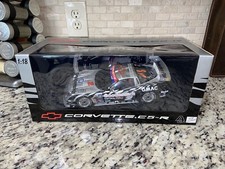 Autoart 1/18 Chevy Corvette C5-R GT2 #2 ‘99 Rolex 24hr At Daytona 