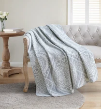 My Texas House Channing Chenille Medallion Throw, Multi-Color, Standard Throw