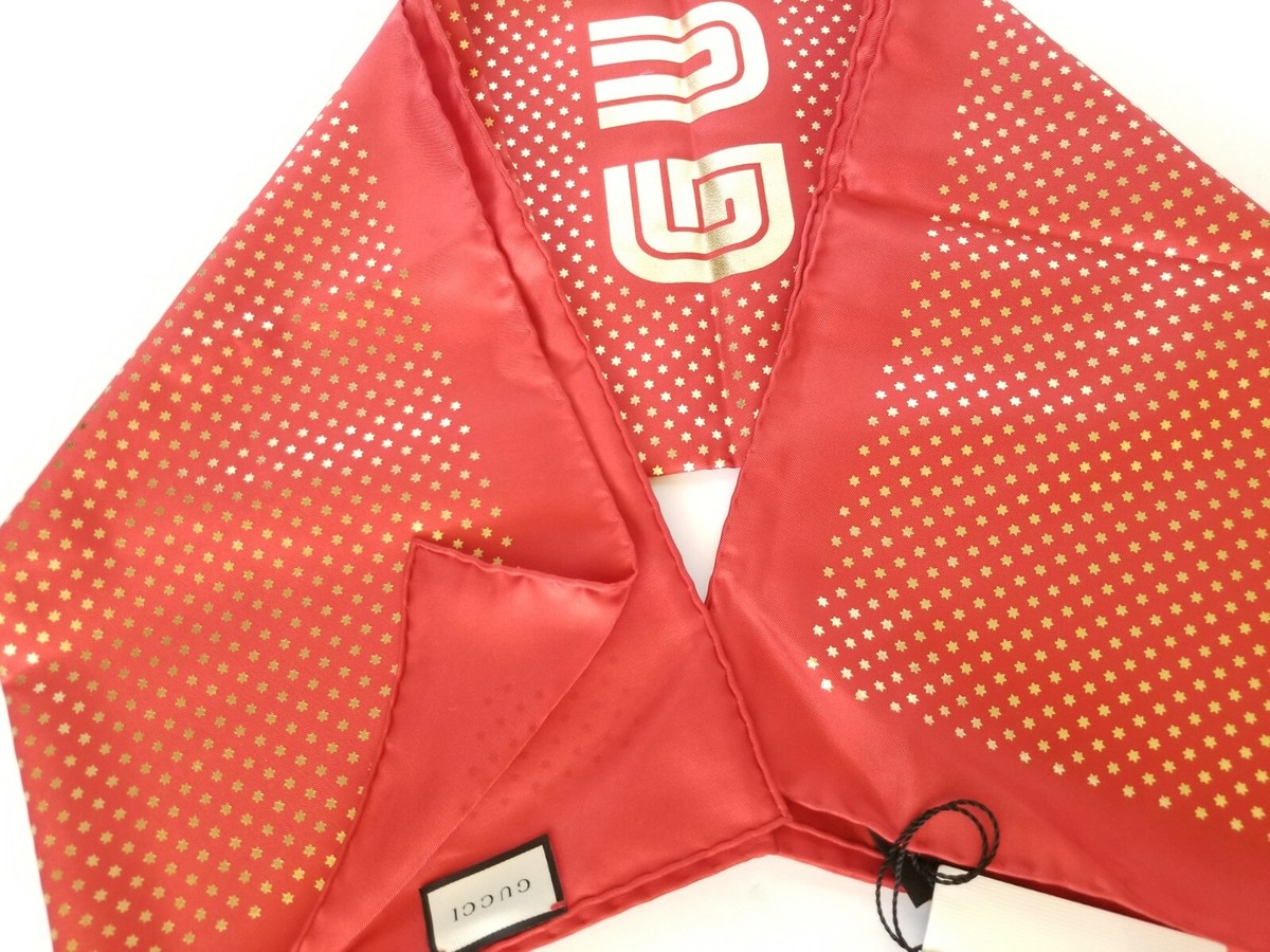 Gucci★グッチ★素敵!Red 100% Silk SEGA Stars Scarf NEW Authentic Gucci