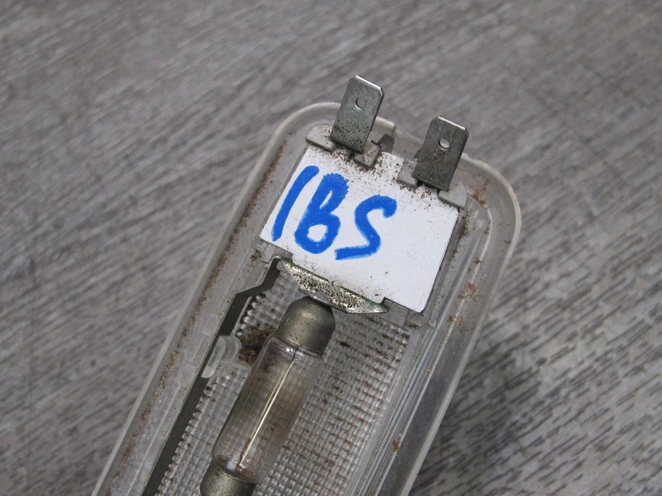 🥇84-89 BMW E24 LUZ INTERIOR LÁMPARA OEM Foto 2 de 4