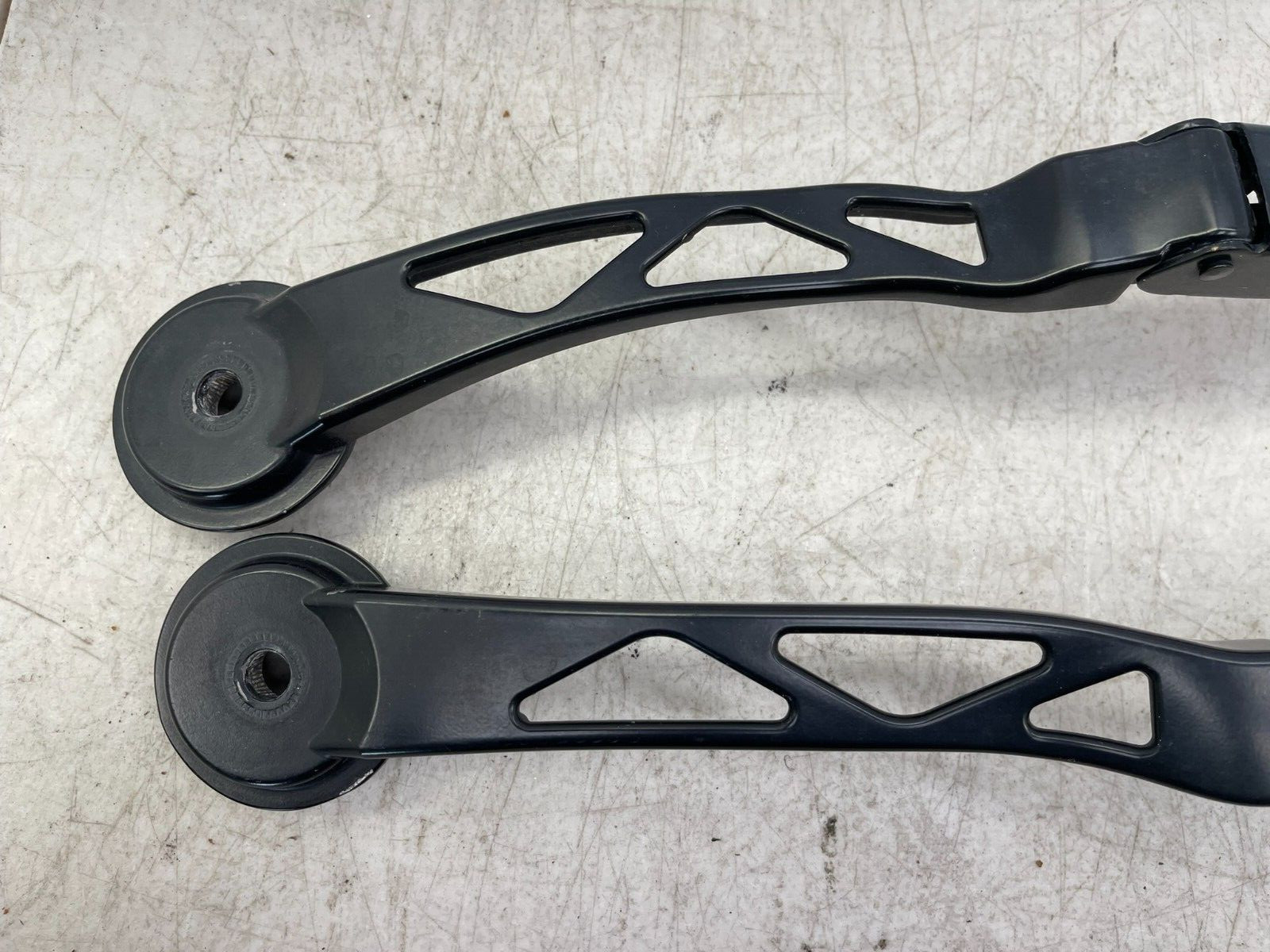 BMW i8 2020 Front Right Wiper arms Set