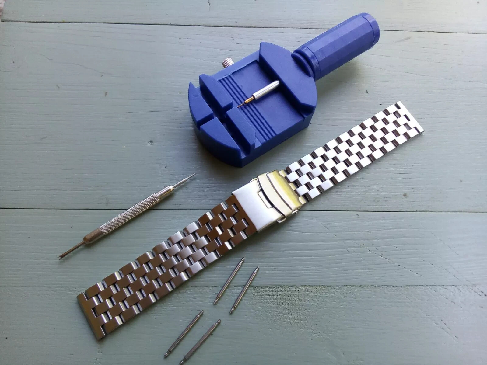 Bracelet 18mm acier inoxydable pour montre Seiko idéal pour le bureau et les activités urbaines