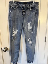 Judy Blue 15/32 Skinny Jb82311lt Distressed Button Fly Frayed Hem