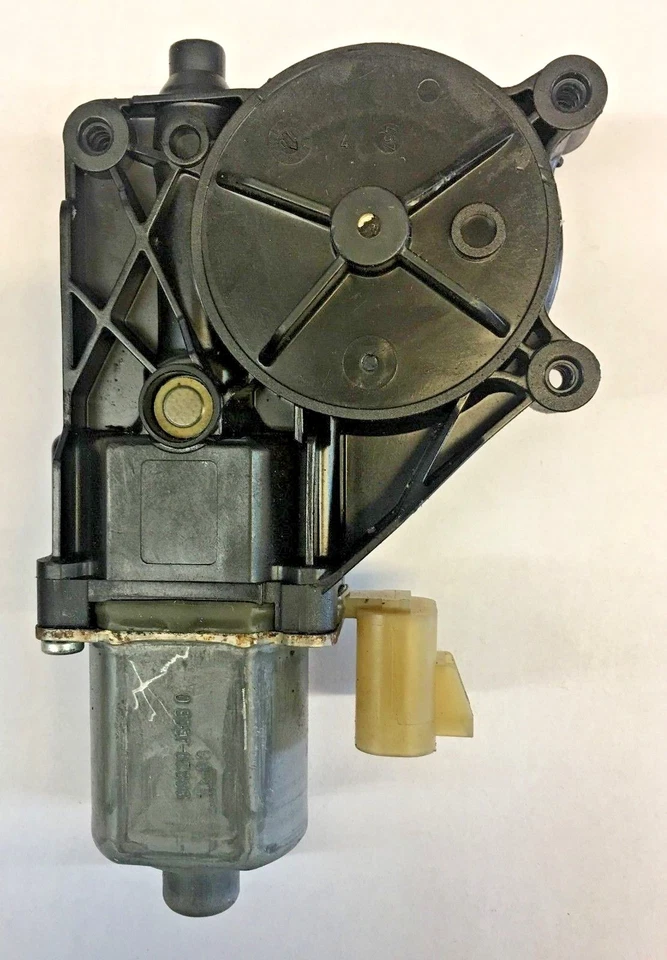 ЛЕВЫЙ ЗАДНИЙ МОТОР ДЛЯ ПОДЪЕМА ОКОН подходит: CADILLAC SRX 2013-2016 - Изображение 2 из 3