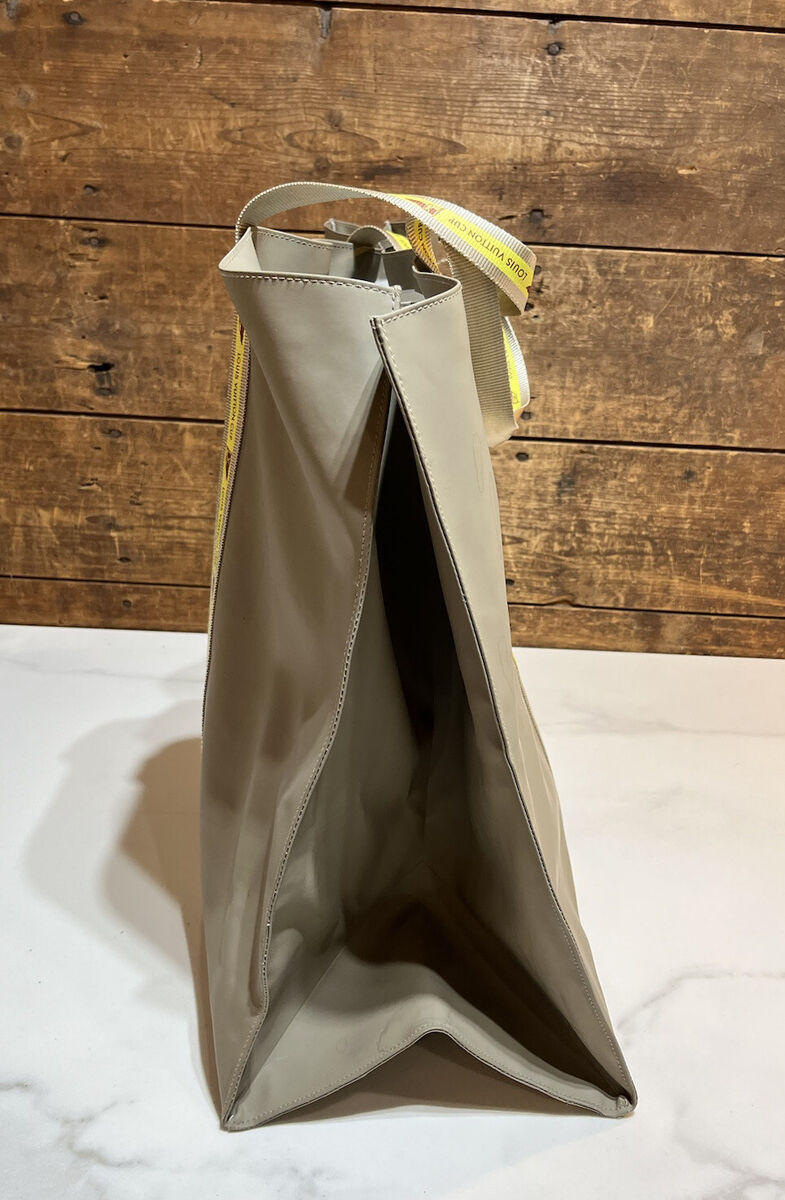 Authentic Louis Vuitton 2003 LV Cup Limited Edition Grey Authentic Louis Vuitton 2003 LV Cup Limited Edition Grey