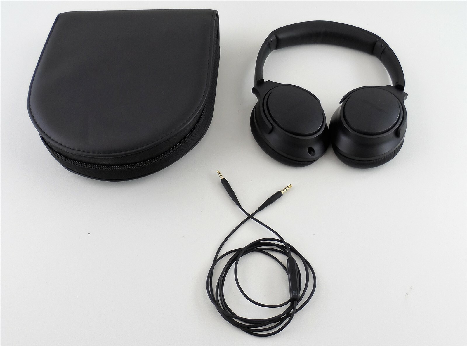 Bose SoundTrue AE II Headphones Detachable Cable Case Parts or Repair Only-image