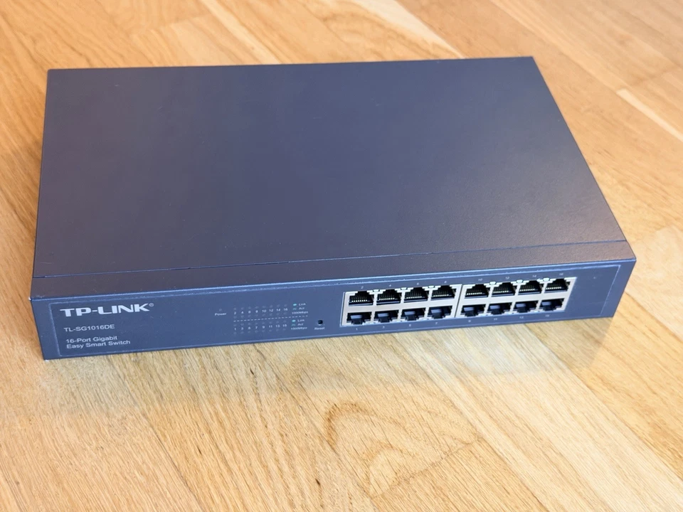 TP-Link TL-SG1016DE (16 Ports - 10/100/1000 RJ45) Easy Smart Managed Switch