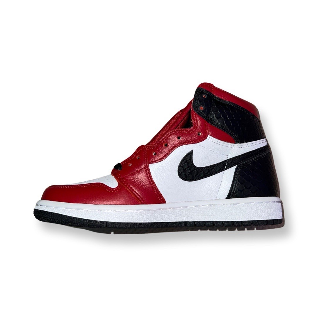 靴 Air Jordan 1 High OG \"Satin Red\"Chicago AIR JORDAN 1 RETRO HIGH OG SATIN Chicago RED Size 11.5W (10M