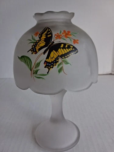 Vintage Westmorland Frosted Glass Butterfly Fairy Lamp