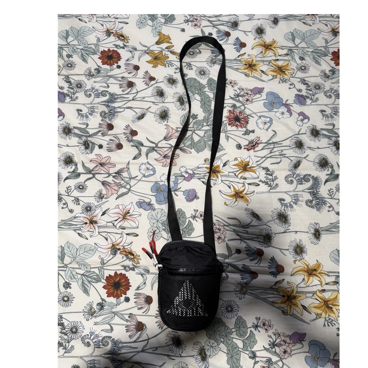 Nike Men's Shoulder Bags for sale | eBay