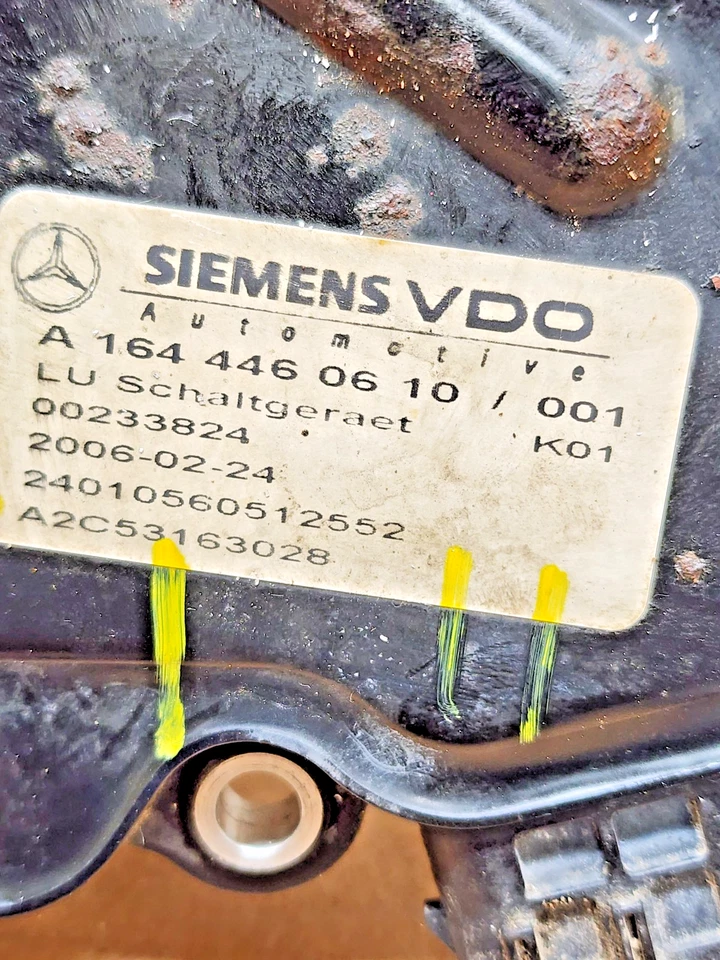 2006 Mercedes-Benz R350 Neutral Safety Switch / Transmission Range Sensor OEM - Image 3 of 4